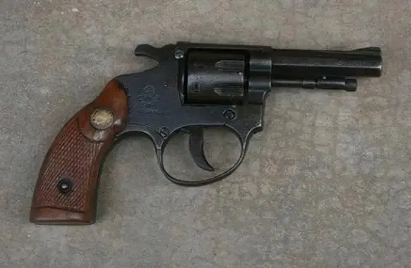 Homem deu três tiros na cabeça e um no peito em Wenceslau Braz