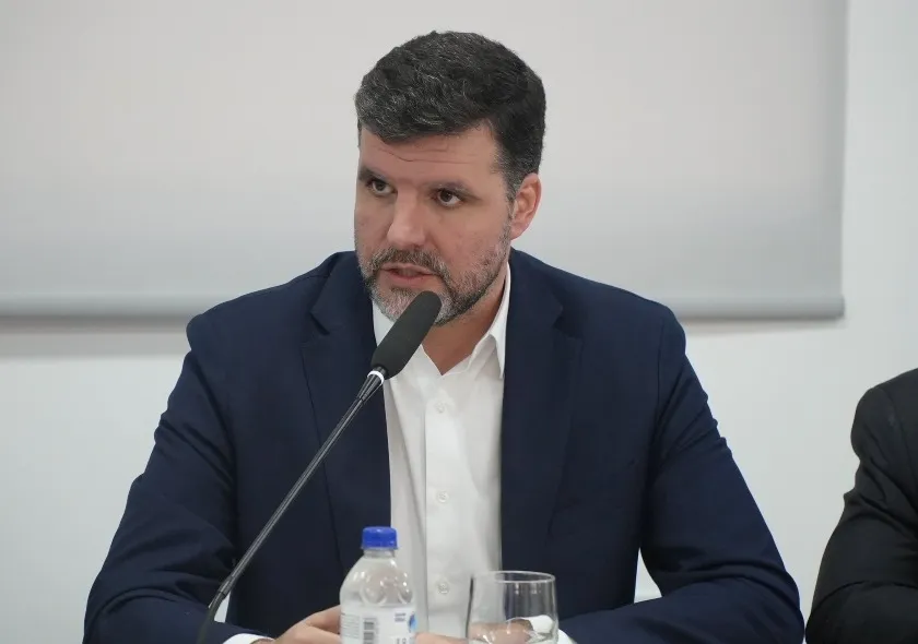 Republicanos oficializa apoio a Sandro Alex e Pedro Lupion deixa presidência para apoir Sérgio Moro