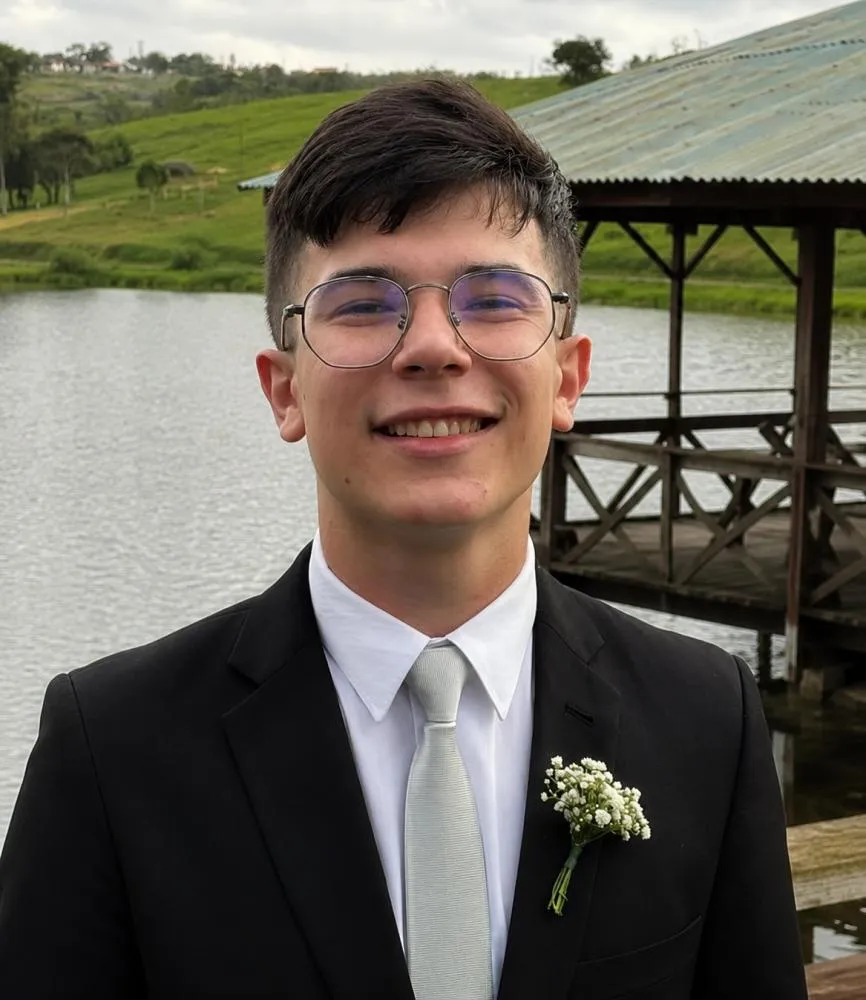 Jovem de 22 anos que morreu em acidente na PR-092, em Arapoti, é identificado