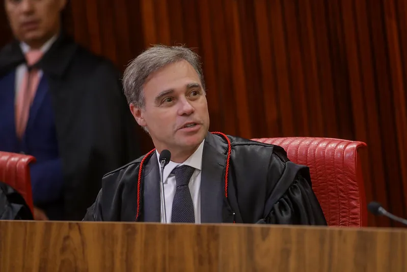 TSE tira ação contra PT de André Mendonça e manda redistribuir