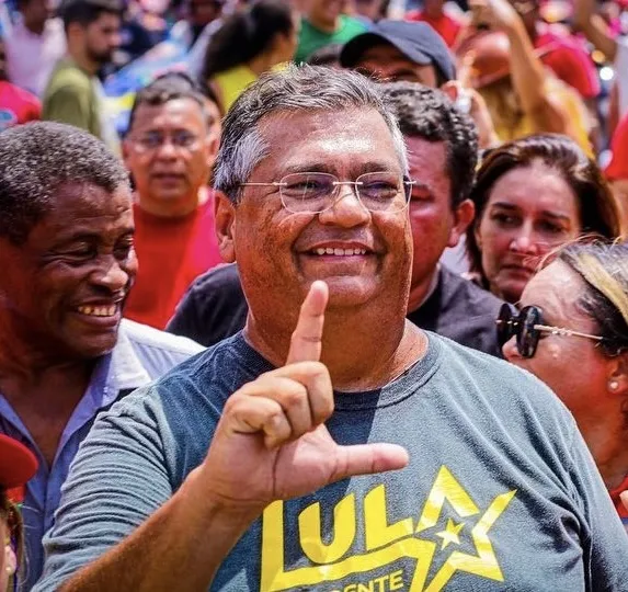 Dino manda retirar sigilos no caso Master: por que não faz o mesmo com o encontro entre Lula e Vorcaro, que está sob sigilo de 100 anos?