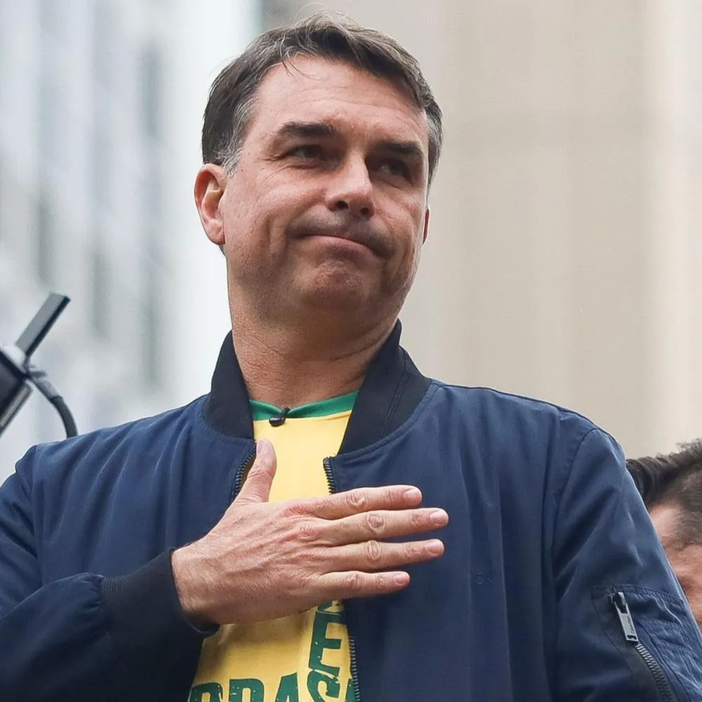 QUAEST: Flávio tem 60% entre eleitores de Renan, 43% entre os de Caiado e 34% entre os de Cury