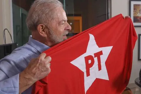Jornal aponta esquema bilionário entre Banco Master e ala do PT
