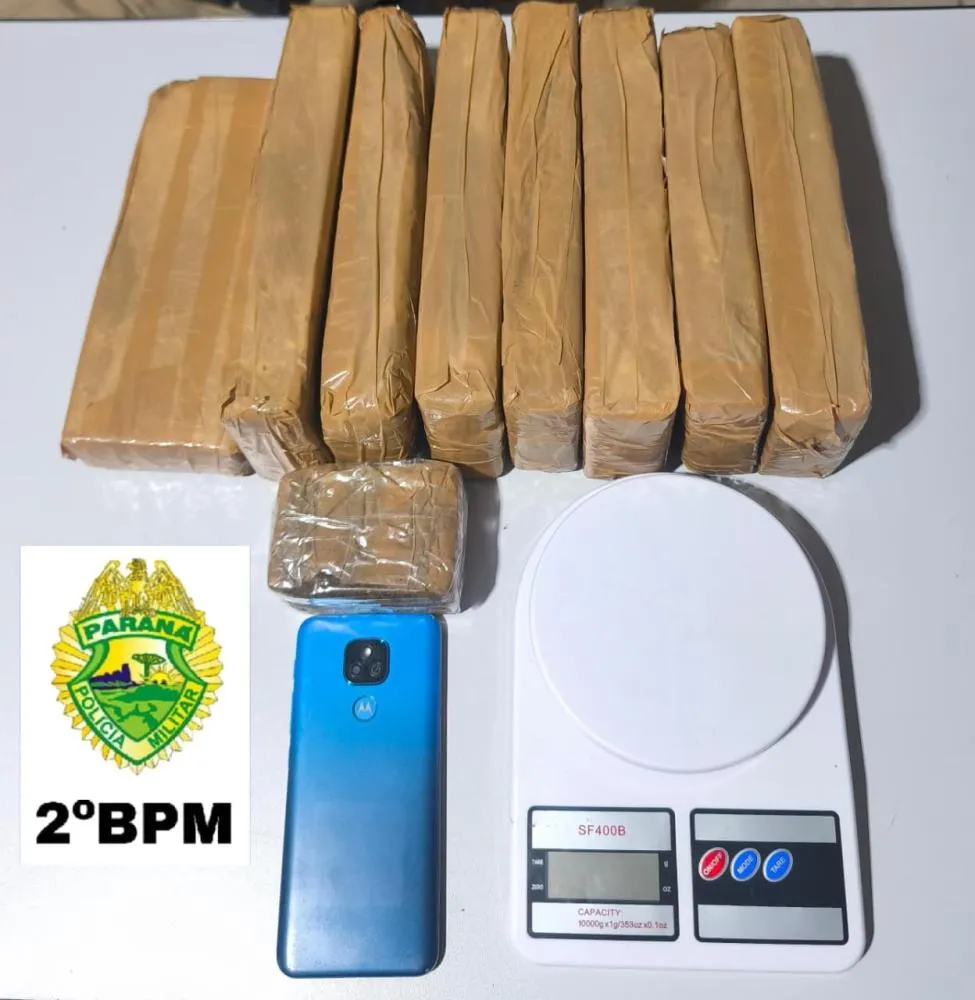 Polícia Militar apreende quase 6 kg de maconha e prende homem em Jacarezinho