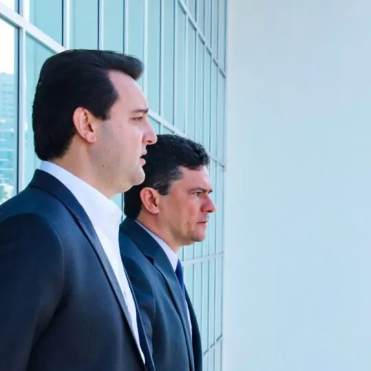 Moro e Ratinho Junior se reúnem em Curitiba para transição de governo