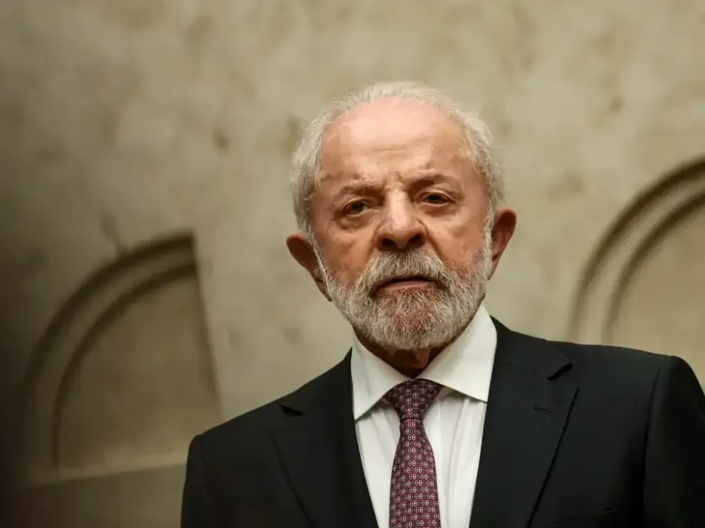 Tomara que Lula consiga tirar o Brasil, no ano que vem, do desastre econômico deixado pelo governo anterior